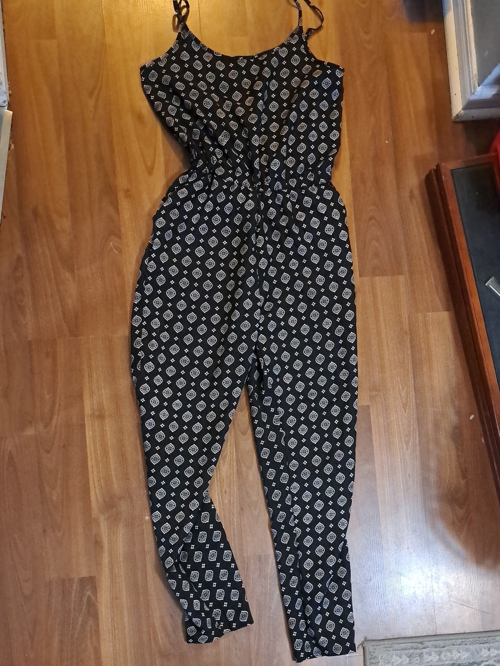 Black Printed Sleeveless Tie-Waist Jumpsuit with Spaghetti Straps